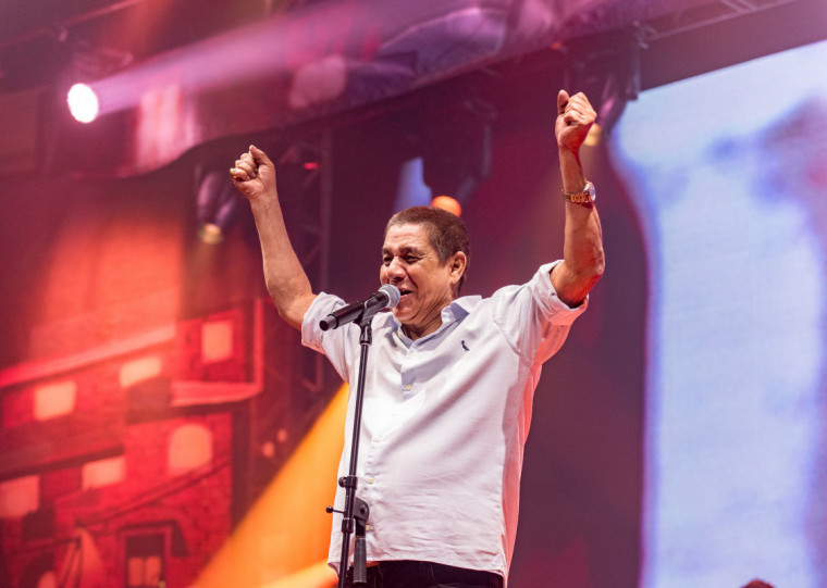 Sambista se apresentou no auditório Araújo Vianna no sábado e no domingo