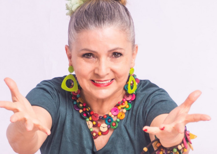 A ideia, de acordo com a bailarina e coreógrafa Cadica Costa, é que sempre haja uma integração entre o público e os bailarinos