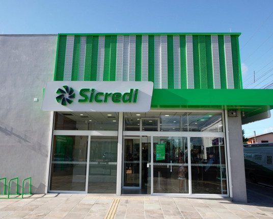 Agência da Sicredi é reaberta em Canoas após enchentes de maio