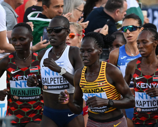 Maratonista olímpica morre após sofrer queimaduras em ataque de namorado com gasolina