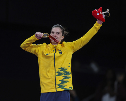 Brasil fecha dia com mais dois ouros e perto de recorde paralímpico