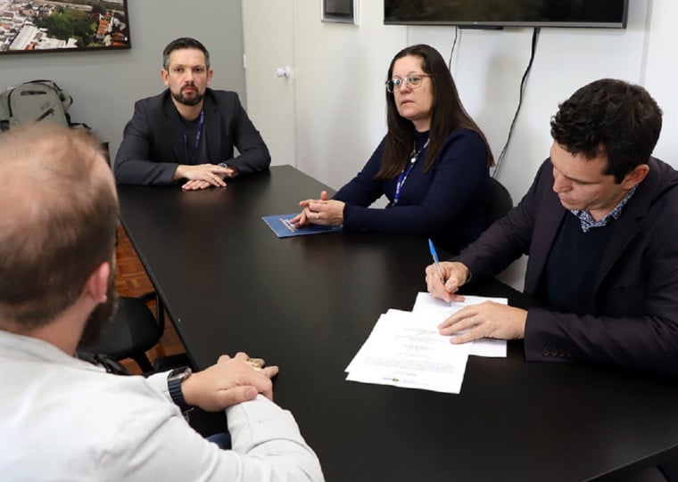 Contrato prevê a construção de 68 unidades no Parque Primavera