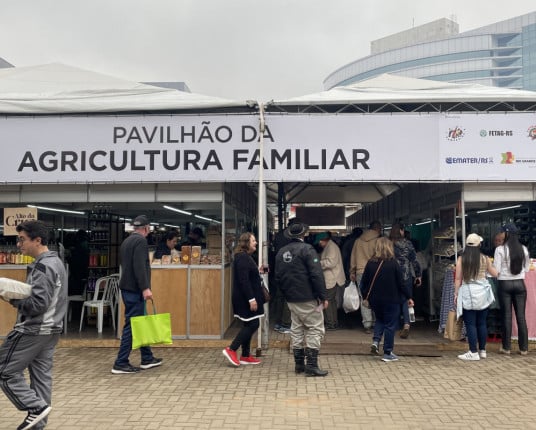 Agricultura Familiar tem grande procura no Acampamento Farroupilha