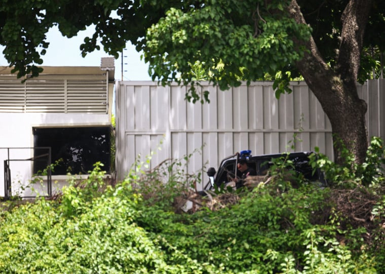 Seis asilados da equipe de Maria Corina Machado, figura de oposi&ccedil;&atilde;o a Maduro, est&atilde;o abrigados no pr&eacute;dio