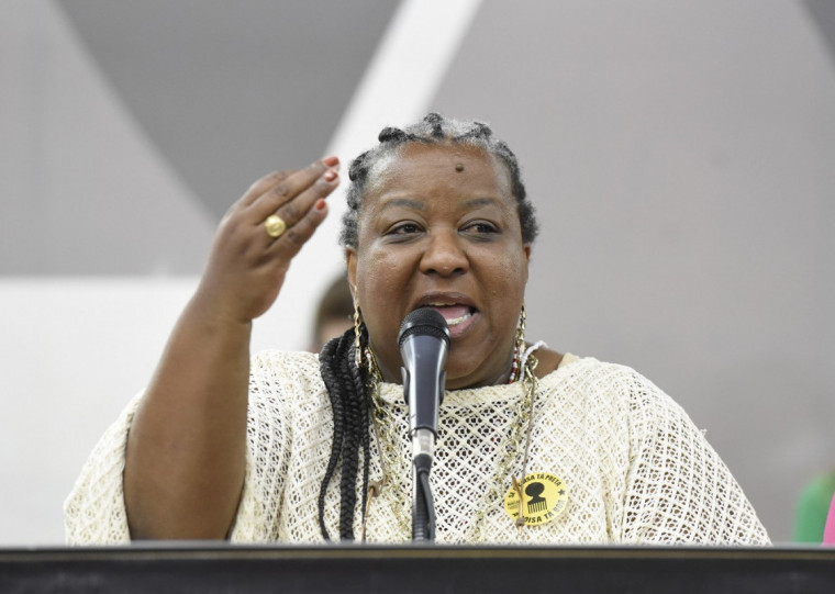 Macaé Evaristo assume pasta após demissão de Silvio Almeida