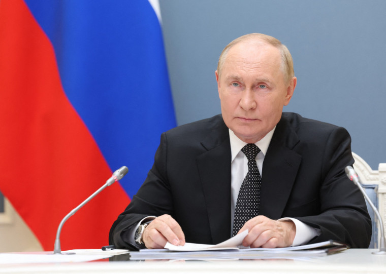 Tribunal Penal Internacional emitiu, em 2023, um mandado de captura contra o presidente russo