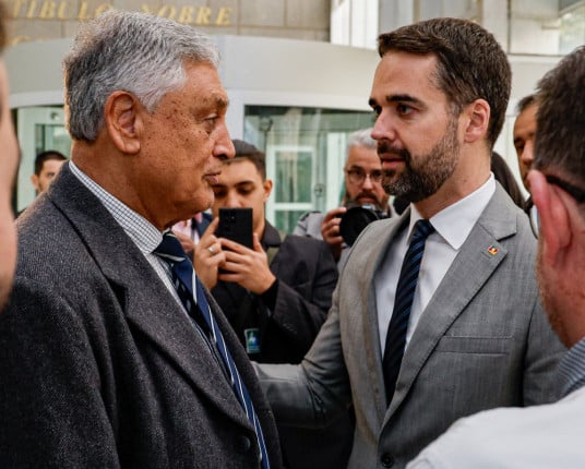 Piratini entrega proposta do orçamento 2025 com déficit de R$ 2,8 bilhões