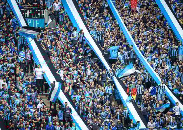 A abertura dos portões do estádio está prevista para as 19h30