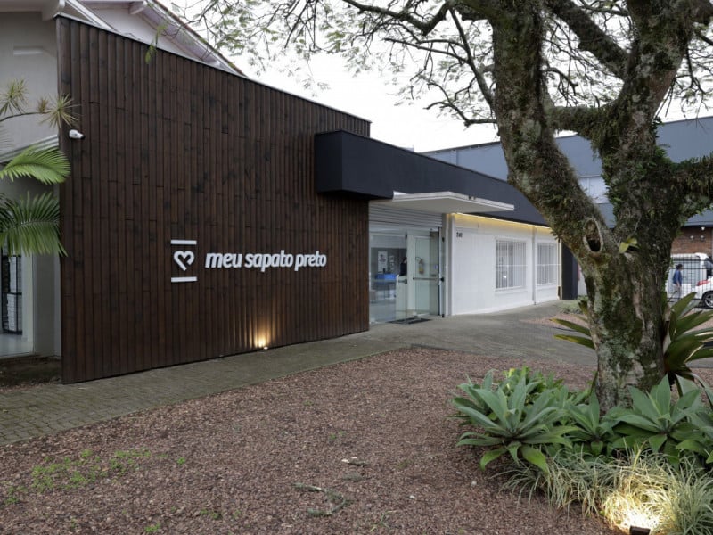 A Casa do Meu Sapato Preto fica em Campo Bom, na Regi&atilde;o Metropolitana Foto: T&Acirc;NIA MEINERZ/JC