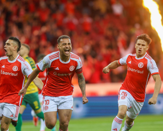 Dominante, Inter goleia o Cuiabá por 3 a 0 no Beira-Rio, pelo Brasileirão