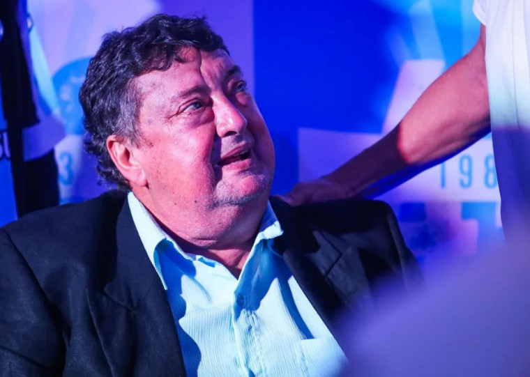 Ídolo gremista faleceu aos 68 anos de idade, no Rio de Janeiro