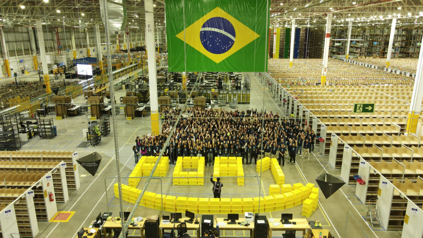 Nas instalações do CD, os mais de 400 funcionários já atuam em 100% do complexo | AMAZON BRASIL/DIVULGAÇÃO/JC