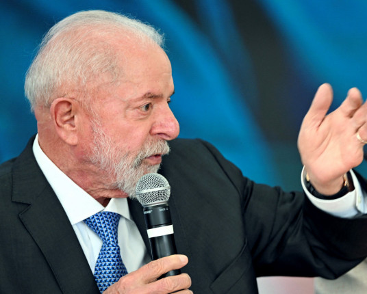 Lula retoma nesta sexta-feira reunião para definir corte de gastos