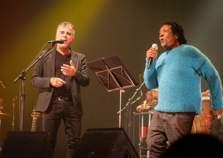 Antonio Villeroy e Gelson Oliveira lançam o show Saídas e bandeiras 2, nesta quarta-feira, no Theatro São Pedro, abrindo sua nova turnê internacional