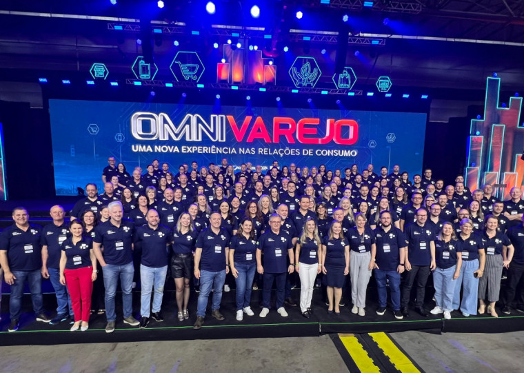 Comitiva com 150 integrantes foi uma das maiores no megaevento em Balneário Camboriú