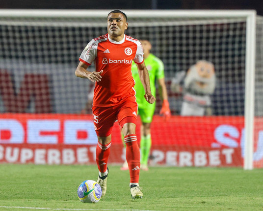 Gabriel Mercado tem lesão confirmada pelo Inter e passará por cirurgia nos próximos dias