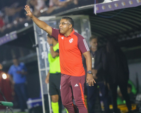 Após desperdiçar chance de entrar no G-6, Inter recebe o Vitória no Beira-Rio