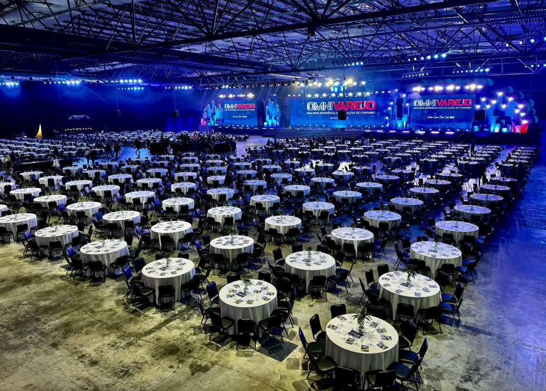 Arena principal recebe conven&ccedil;&otilde;es e &eacute; modul&aacute;vel com capacidade para at&eacute; 11 mil pessoas | PATR&Iacute;CIA COMUNELLO/ESPECIAL/JC