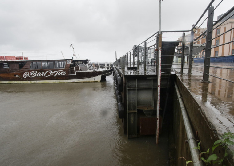 Estação localizada no Gasômetro indica 2,21 metros na tarde desta quinta-feira