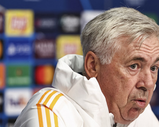 Ancelotti pede banimento de torcedores violentos e não garante Mbappé contra o Lille