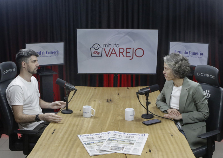 Bolacell falou à colunista sobre reforma de lojas e que expansão está sendo analisada