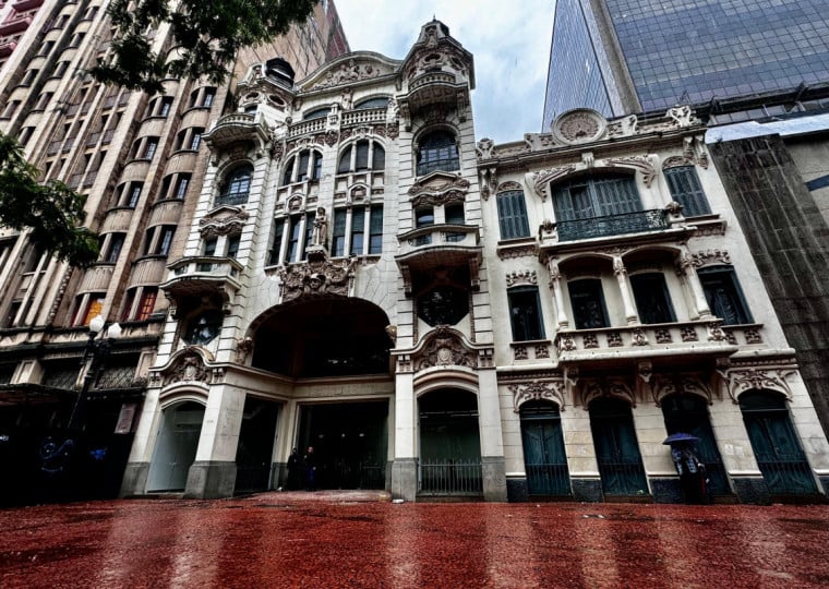 Prédio que foi do Banco Safra e, no passado, cinema terá filial de cosméticos