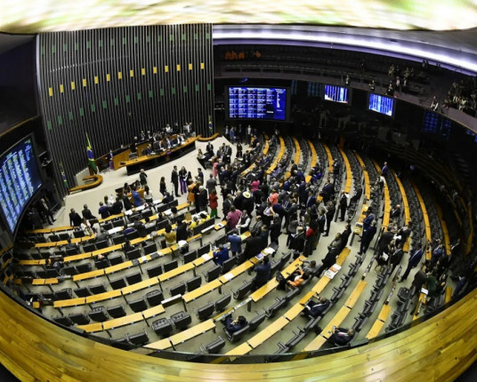 Fim da reeleição: entenda o que pode mudar em 4 pontos