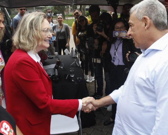 Melo e Maria do Rosário disputarão 2º turno em Porto Alegre