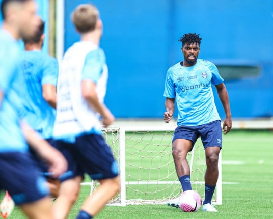 Portaluppi se vira entre desfalques e reforços para montar o Grêmio