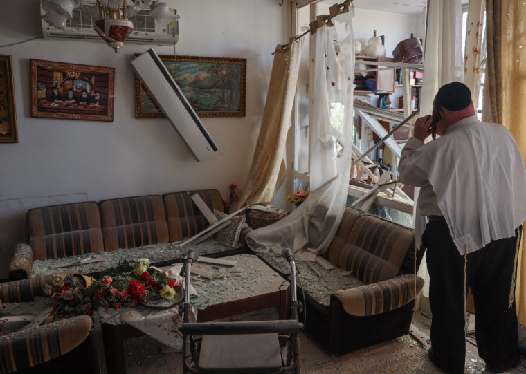 Press&atilde;o n&atilde;o impediu o Hezbollah a fazer o mais duro ataque a cidade de Haifa
