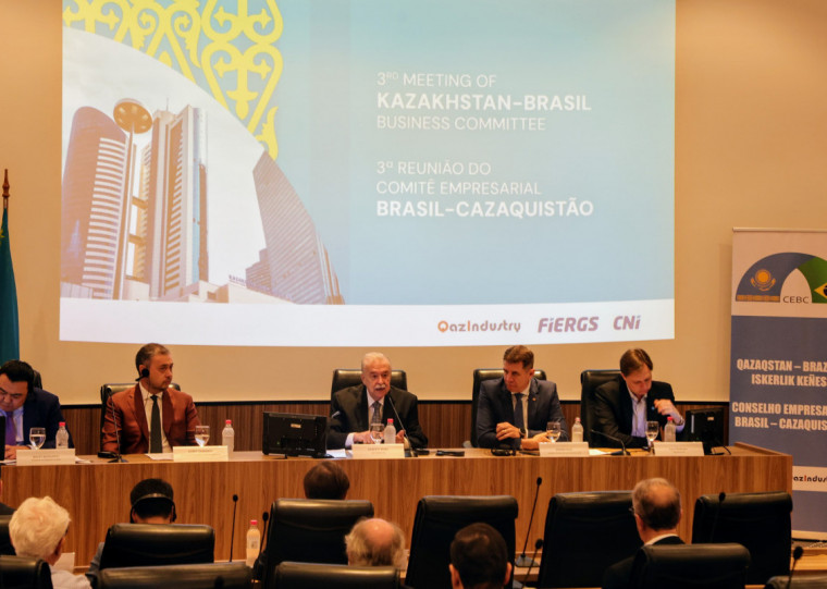 Cooperação comercial entre os dois países foi discutida na reunião do comitê empresarial Brasil-Cazaquistão realizado na Fiergs 
