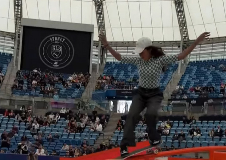 Rayssa classificou na segunda posição geral, perdendo apenas para a australiana Chloe Covell