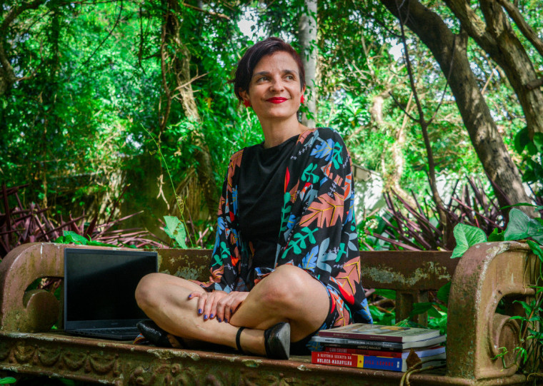 Aula prática para autores iniciantes será ministrada pela jornalista e produtora cultural Flávia Cunha neste sábado (19)