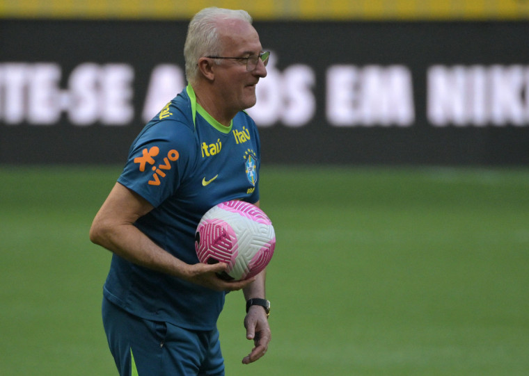 Técnico da seleção brasileira entende que o Brasil precisa repensar essa condição