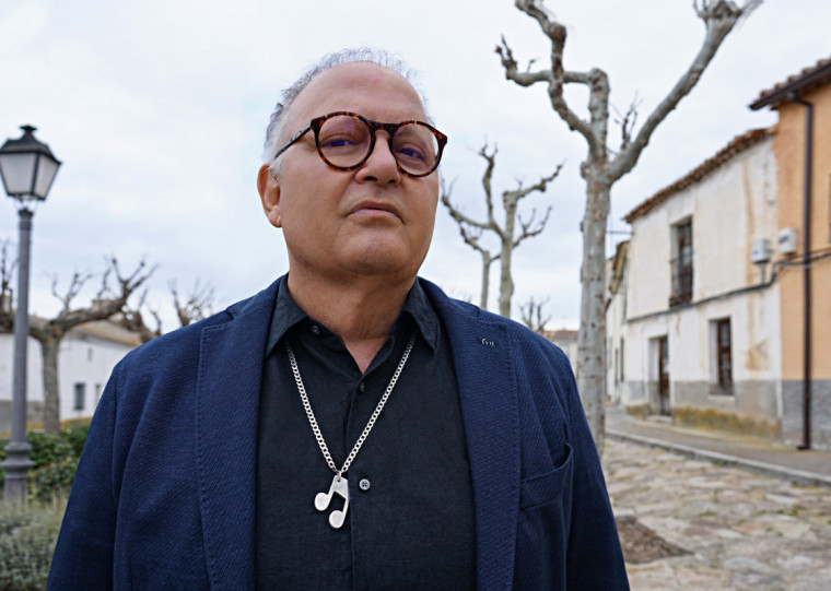 Guilherme Arantes traz canções recentes e grandes sucessos de quase cinco décadas de trajetória em show no Teatro da Pucrs, nesta quinta-feira