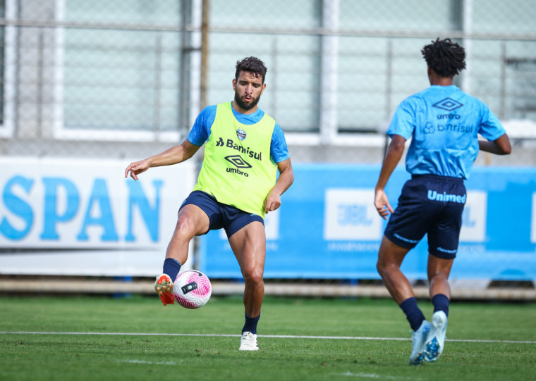 Volante Pepe é um dos nomes que ainda briga por vaga entre os titulares