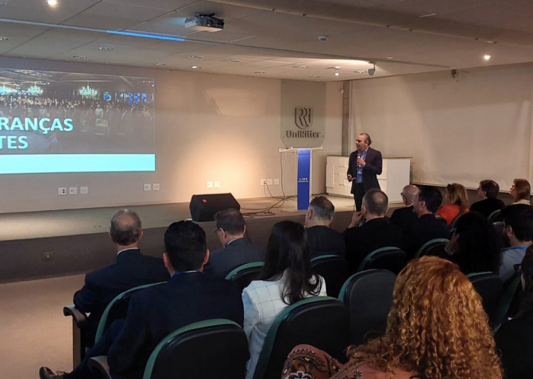 O presidente do Lide RS, Delton Batista, fez a palestra de abertura da agenda realizada na Unirritter