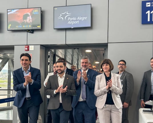 Depois de cinco meses, Aeroporto Salgado Filho recebe o pouso de uma aeronave