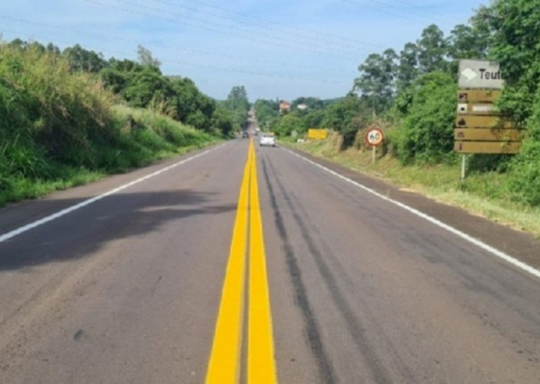 Nesta segunda-feira come&ccedil;a a coloca&ccedil;&atilde;o de uma nova camada asf&aacute;ltica 