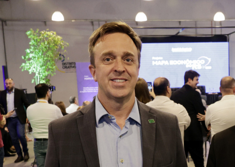 Gerente regional do BRDE na Região Central do RS, Márlon Bentlin participou do painel em Santa Maria