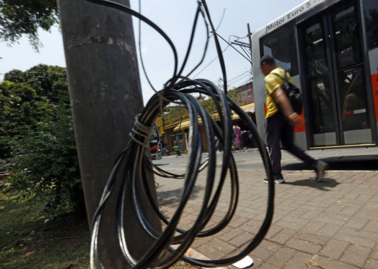 Capital paulista é a mais atingida, com 10.355 imóveis sem luz
