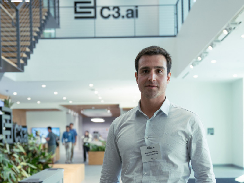 Giovanni Jarros Tumelero, diretor-presidente do Jornal do Com&eacute;rcio, compartilha insights da Miss&atilde;o Caldeira ao Vale do Sil&iacute;cio Foto: INSTITUTO CALDEIRA/DIVULGA&Ccedil;&Atilde;O/JC