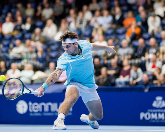 Thiago Wild perde para Khachanov e é elimando na estreia do Torneio de Viena