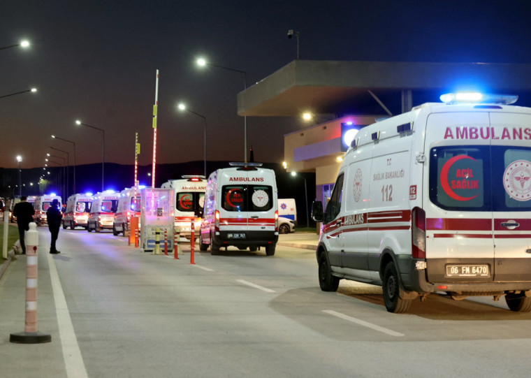 Agressores detonaram explosivos e abriram fogo nas instala&ccedil;&otilde;es