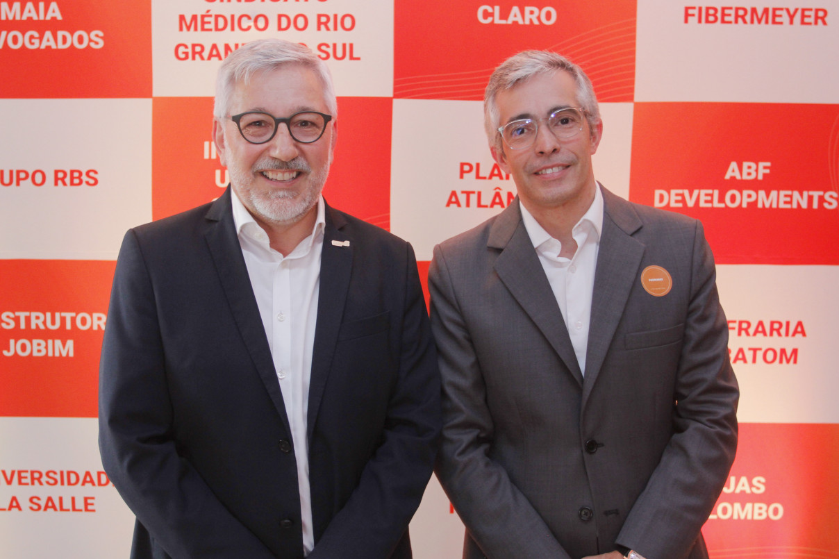 Arcione Piva e Rafael Bicca Machado no Top de MKT ADVB/RS | EVANDRO OLIVEIRA/JC