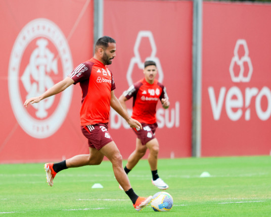 Inter mira o G-4 do Brasileirão ao visitar o Atlético-MG em Belo Horizonte