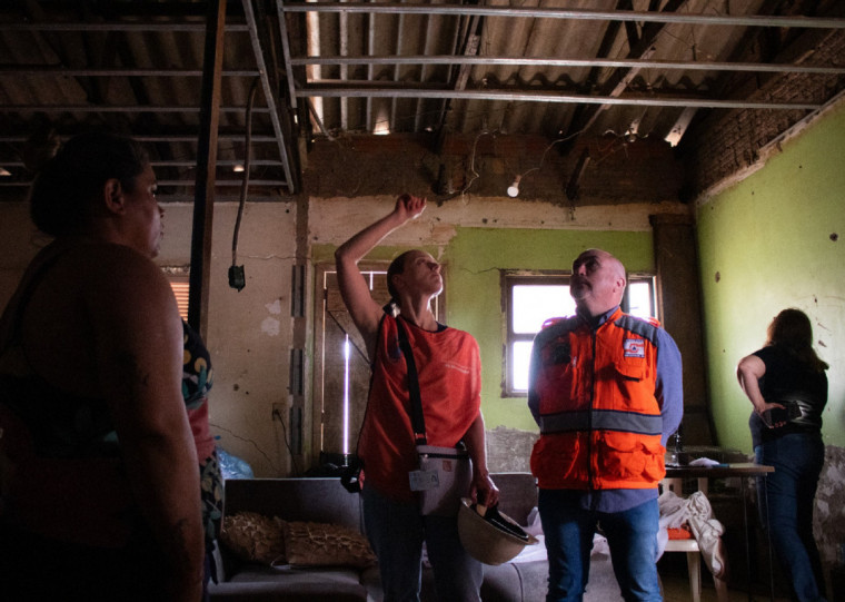 Vistoria no bairro Campina avaliou residências atingidas pela enchente