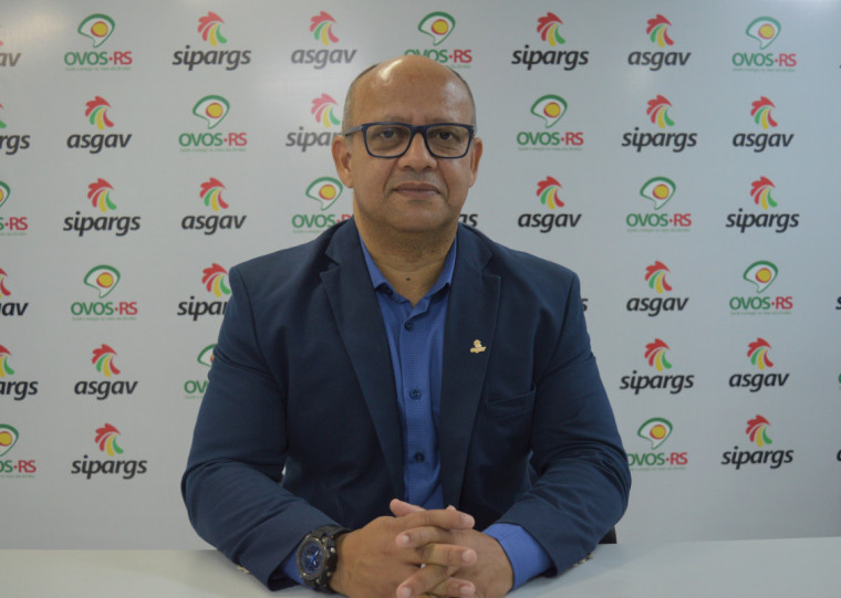 Santos diz que o setor avícola gaúcho se reorganiza para fortalecer barreiras sanitárias e retomar a competitividade
