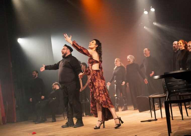 Com projeções e figurinos, apresentação gratuita do Ópera Estúdio ocorre no Teatro Oficina Olga Reverbel na terça-feira (29)