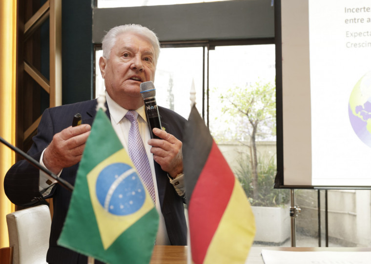 Astor Schmitt aponta que 'sequestro de carbono valerá mais do que petróleo'